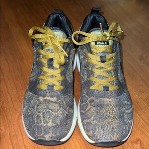 Nike Air Max Siren Woman’s 8 Sneakers Green Black Snake Print